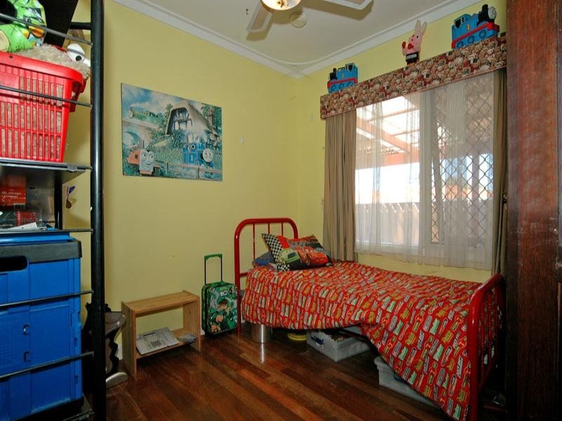 9 Drysdale Street, Eden Hill WA 6054