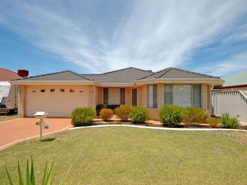 96 Bennett Street, Caversham WA 6055