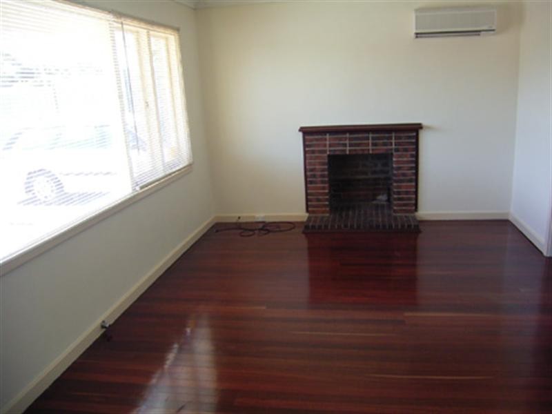 26 Fletching Street, Balga WA 6061