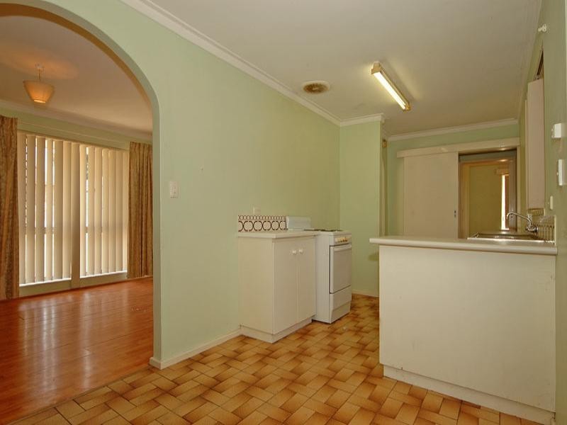 3 Barlee Way, Beechboro WA 6063