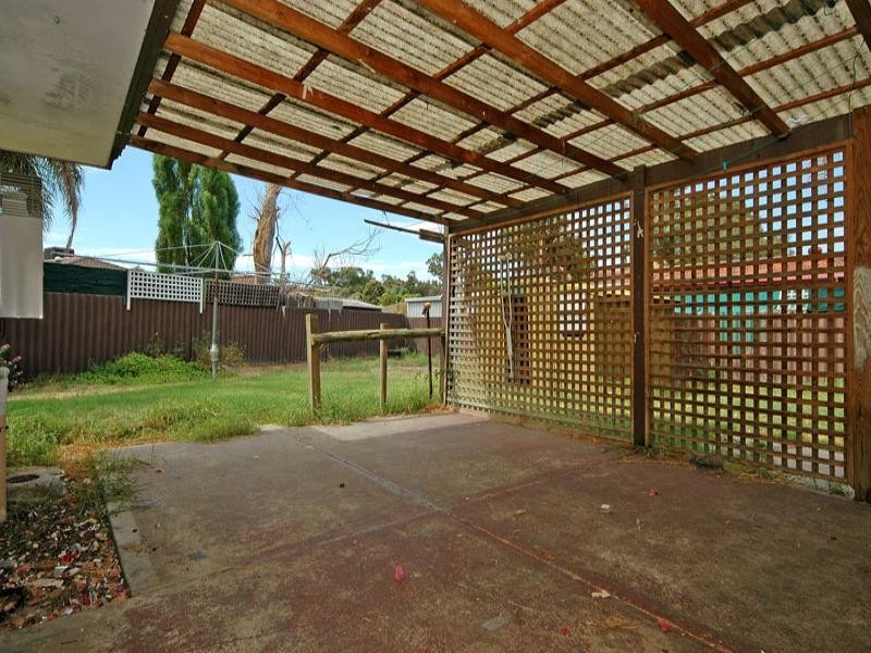 3 Barlee Way, Beechboro WA 6063