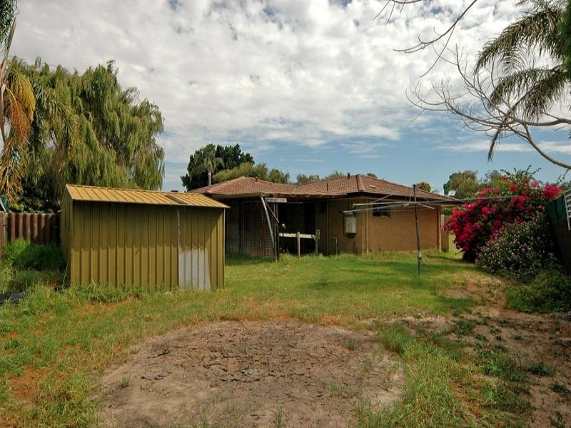 3 Barlee Way, Beechboro WA 6063