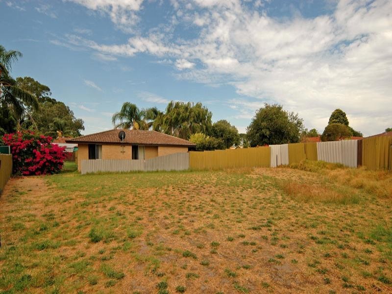 3 Barlee Way, Beechboro WA 6063
