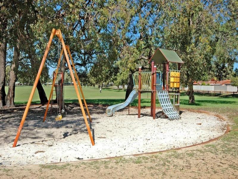 3 Barlee Way, Beechboro WA 6063