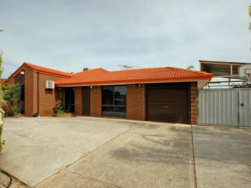 7 Congo Place, Beechboro WA 6063