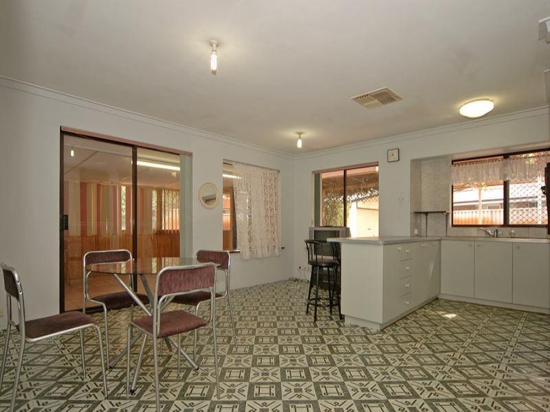 7 Congo Place, Beechboro WA 6063