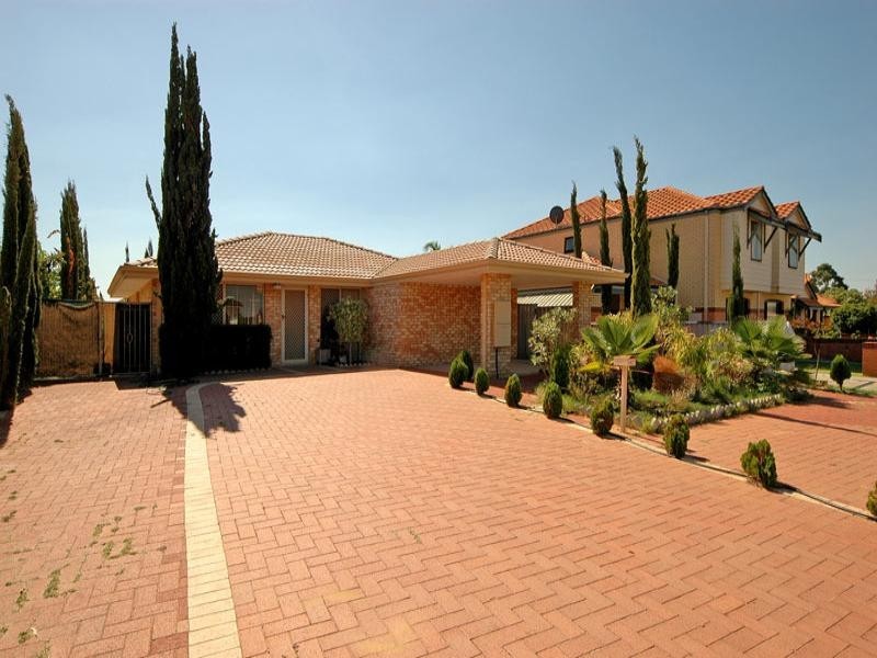 82 Guadalupe Drive, Ballajura WA 6066