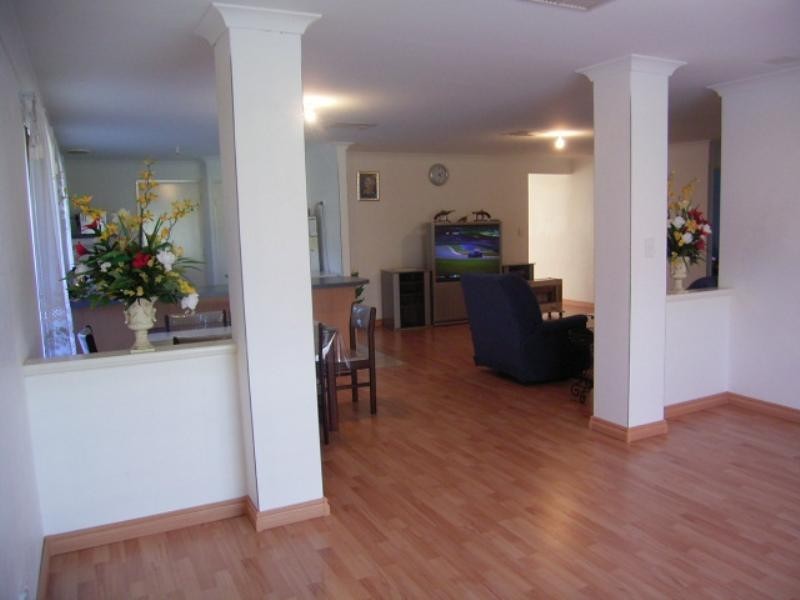 58 Hillwater Prom, Beechboro WA 6063