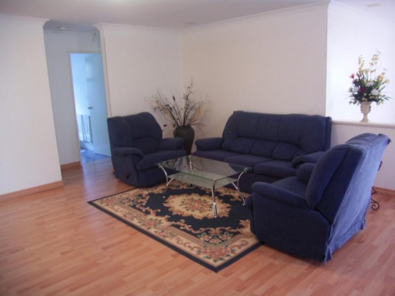 58 Hillwater Prom, Beechboro WA 6063