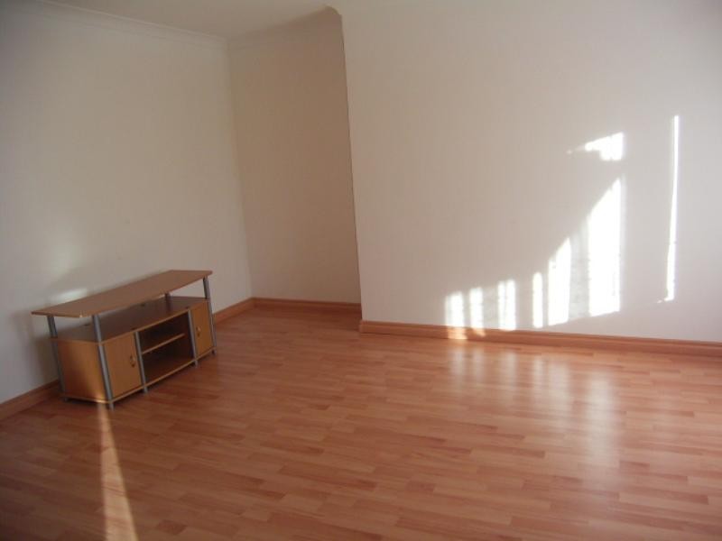 58 Hillwater Prom, Beechboro WA 6063