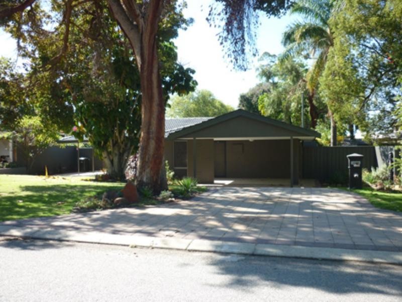 101B Howes Crescent, Dianella WA 6059