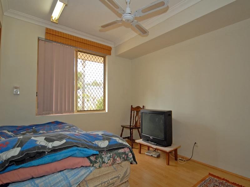 33 Roseheath Boulevard, Kiara WA 6054