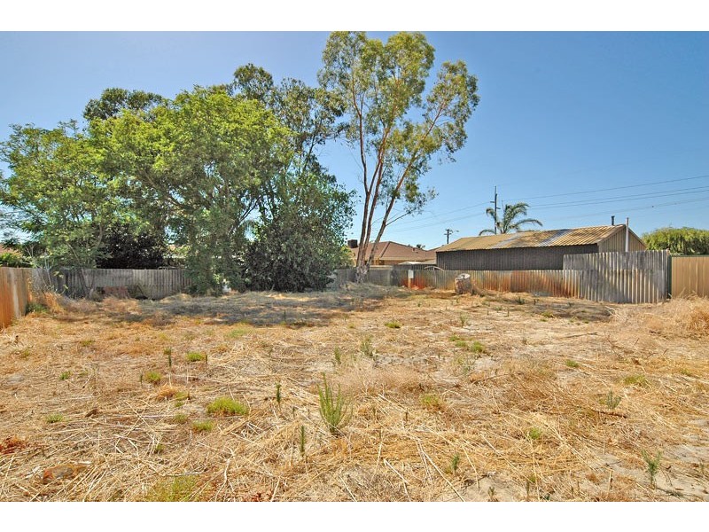 4a Rosmead Avenue, Beechboro WA 6063