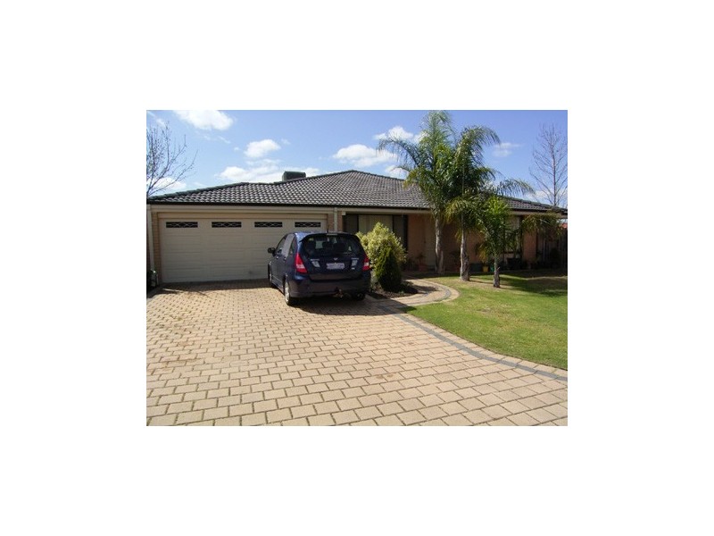 2 Viola Place, Beechboro WA 6063