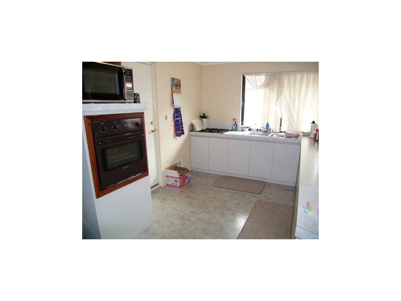 2 Viola Place, Beechboro WA 6063