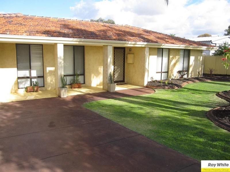4 Pilkington Circus, Beechboro WA 6063