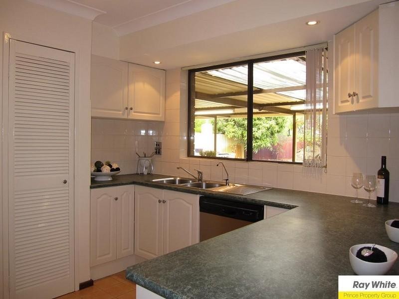 4 Pilkington Circus, Beechboro WA 6063