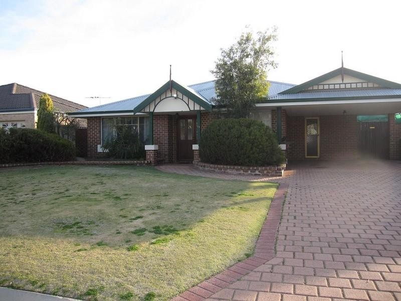 24 Viola Place, Beechboro WA 6063