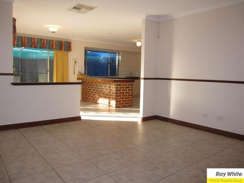 24 Viola Place, Beechboro WA 6063