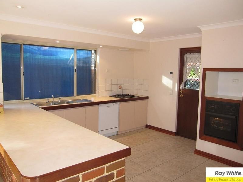 24 Viola Place, Beechboro WA 6063