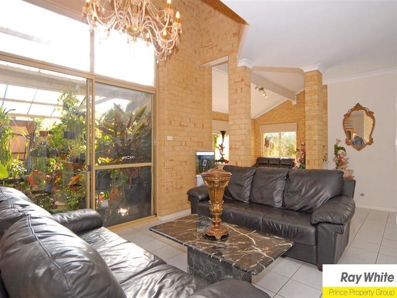 21 Swainson Place, Dianella WA 6059