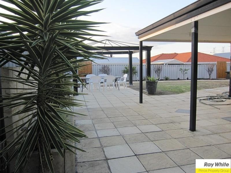 30 Albatross Loop, Beechboro WA 6063