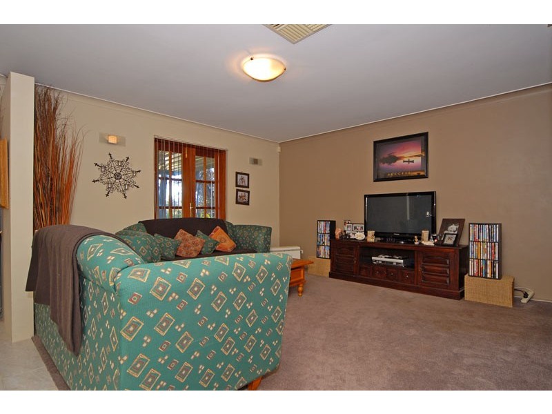 122 Morley Drive East, Eden Hill WA 6054