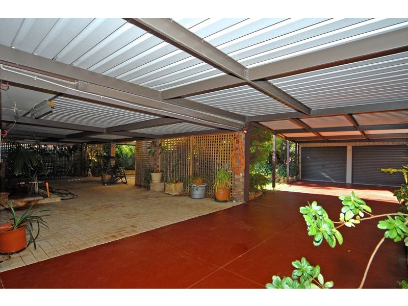 122 Morley Drive East, Eden Hill WA 6054