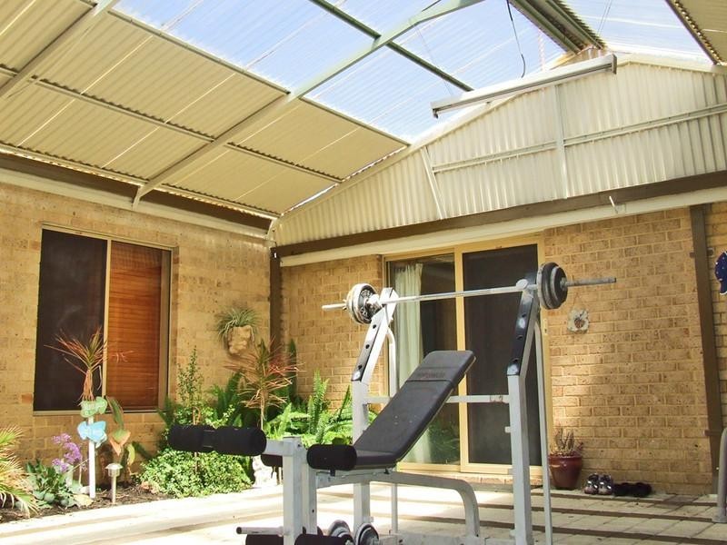 10 Mekong Place, Beechboro WA 6063