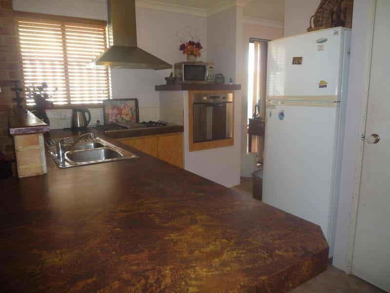 38 Brathwaite Road, Lockridge WA 6054