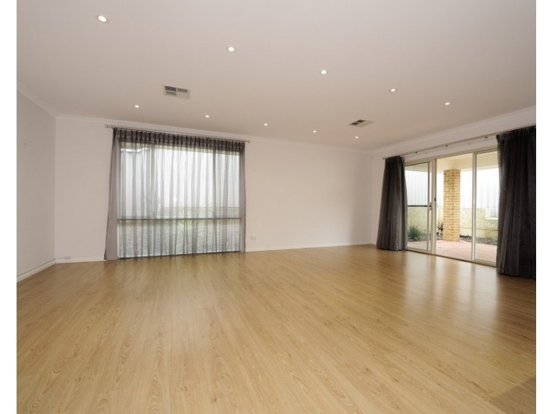 32a Foyle Road, Bayswater WA 6053