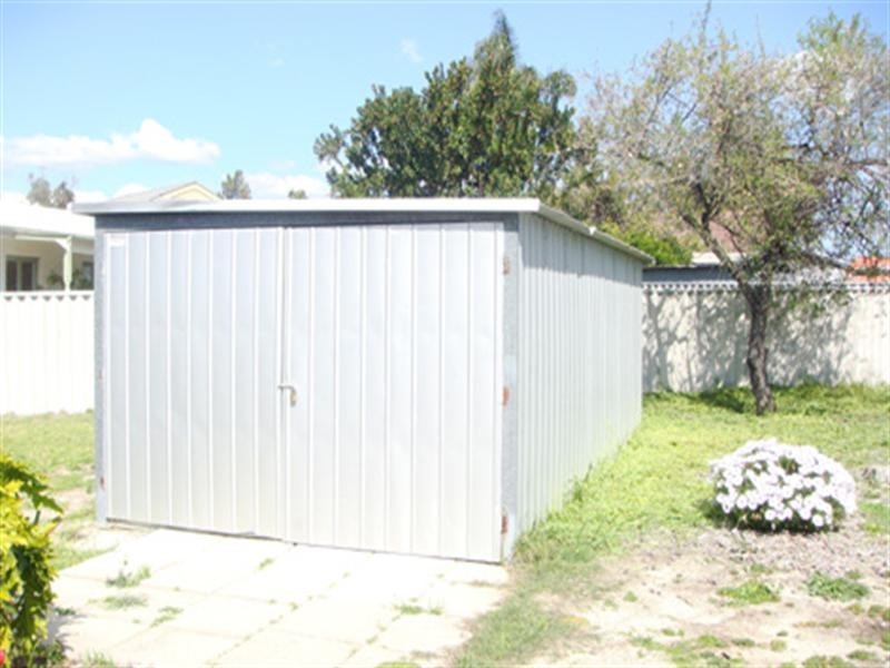 1 Eastdene Circle, Nollamara WA 6061