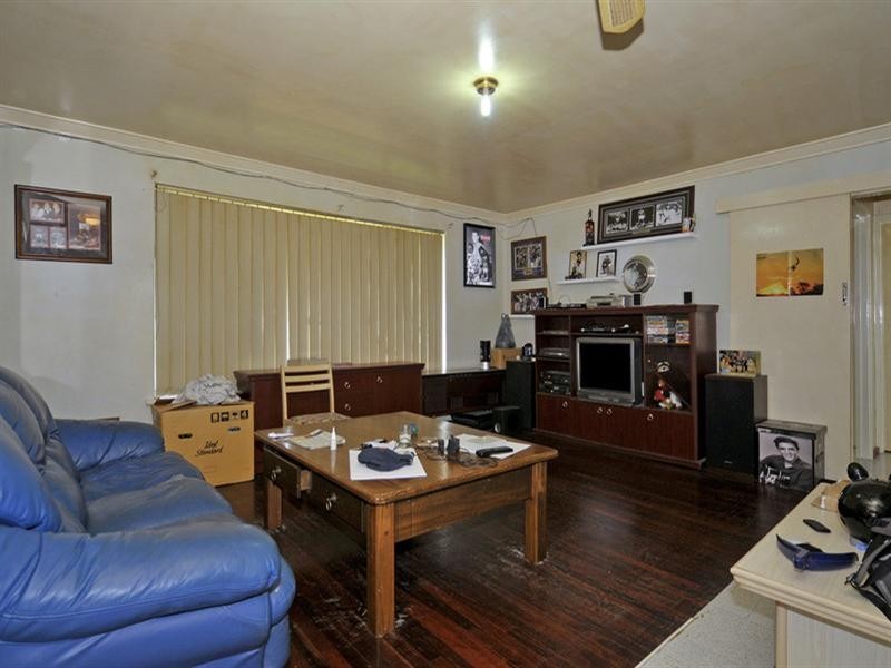 27 Mann Way, Bassendean WA 6054