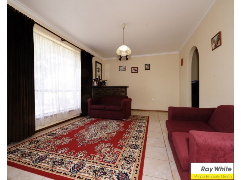 11 Dean Place, Lockridge WA 6054