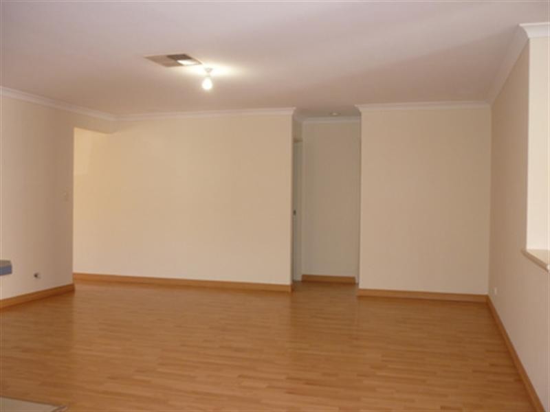 58 Hillwater Prom, Beechboro WA 6063