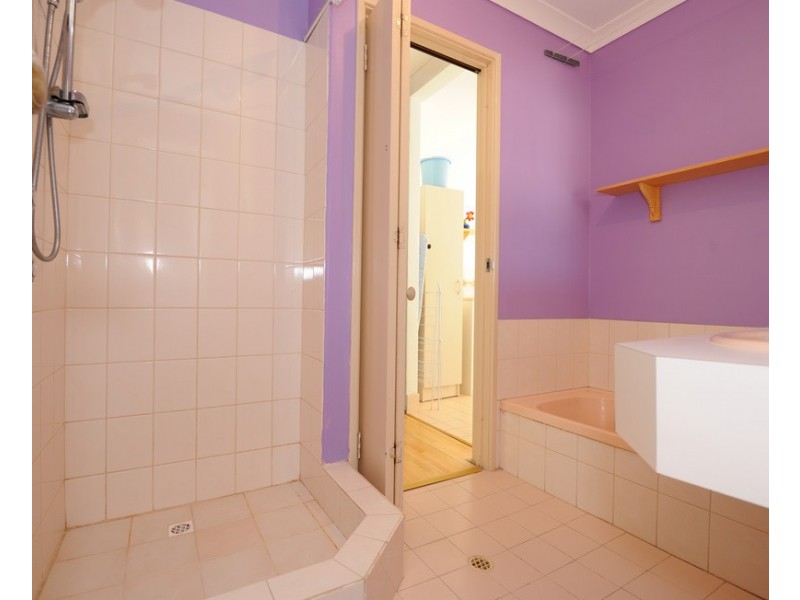 7 Knoll Place, Kiara WA 6054