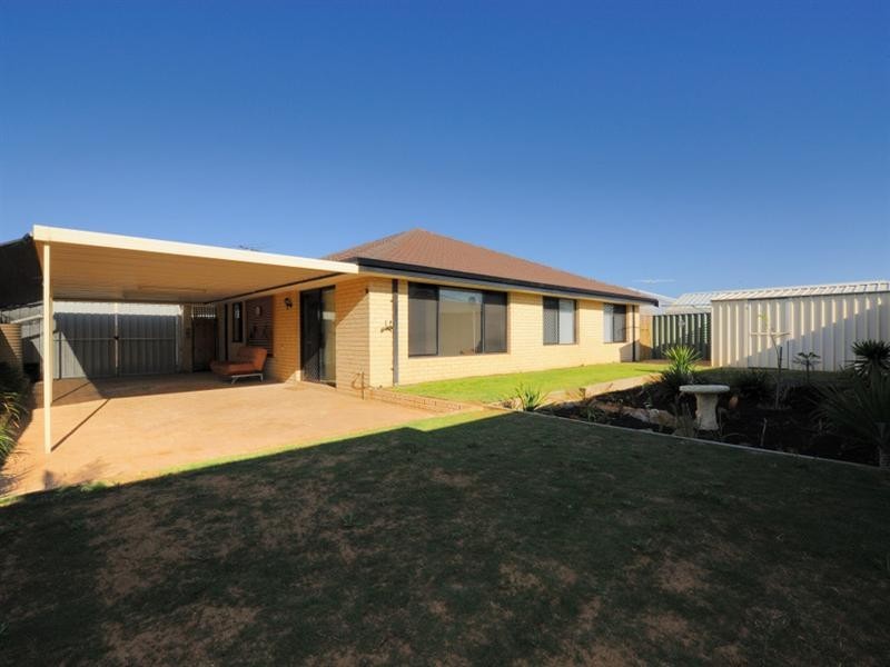 91 Bennett Street, Caversham WA 6055