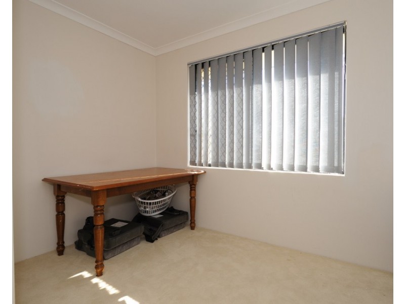 91 Bennett Street, Caversham WA 6055