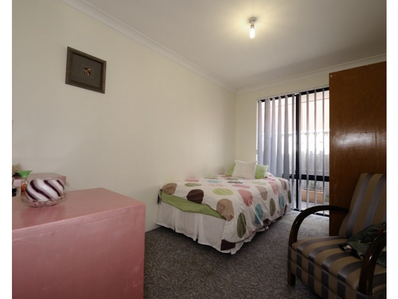 31 Brookside Gdns, Caversham WA 6055