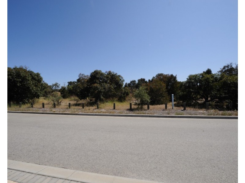 31 Brookside Gdns, Caversham WA 6055