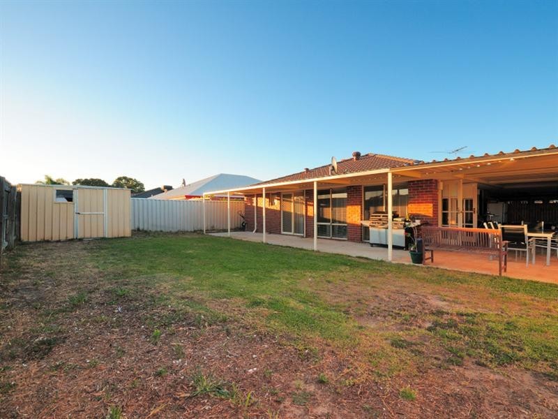 58 Gentle Circle, South Guildford WA 6055