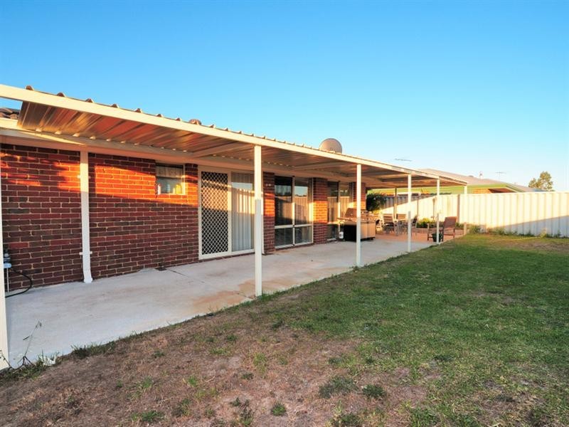 58 Gentle Circle, South Guildford WA 6055