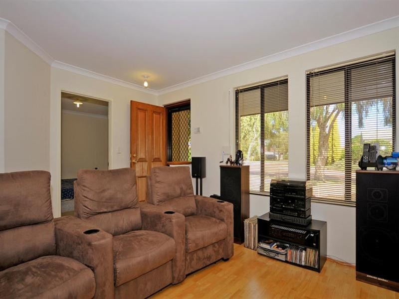 18 Mattner Sq, Lockridge WA 6054