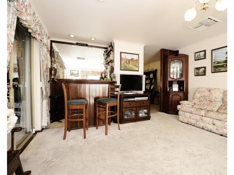 80 Barlee Way, Beechboro WA 6063