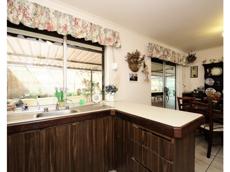 80 Barlee Way, Beechboro WA 6063