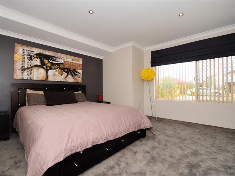 16 Turnstone Glade, Beechboro WA 6063