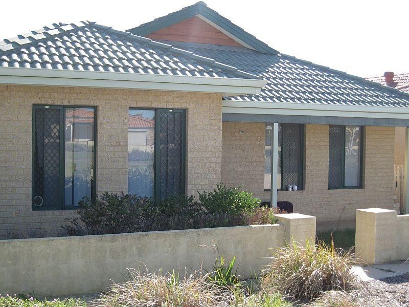 2 Moyle Way, Henley Brook WA 6055