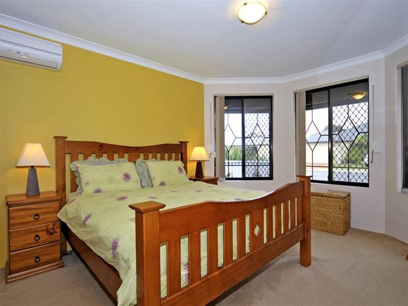14 Hillwater Prom, Beechboro WA 6063