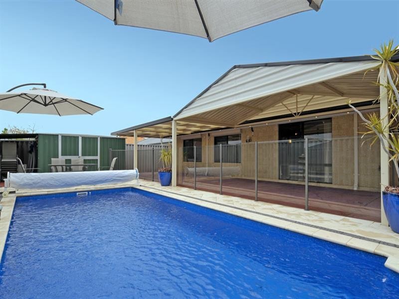 14 Hillwater Prom, Beechboro WA 6063