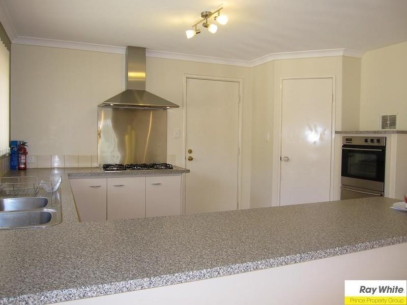 32 Albatross Loop, Beechboro WA 6063